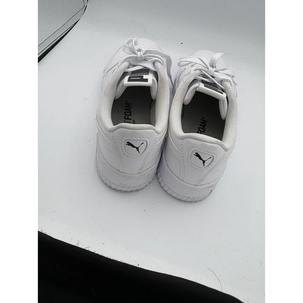 PUMA Shoes Womens Size 8.5 White SoftFoam+ Low Top Walking Sneakers Comfort